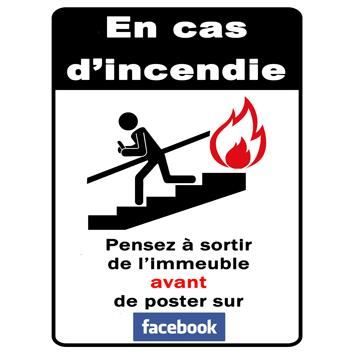 https://www.cdiscount.com/pdt2/6/8/9/1/700x700/auc0701851001689/rw/impression-photo-sur-toile-en-cas-d-incendie.jpg
