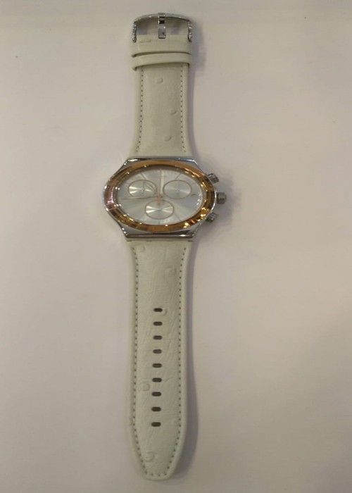 SWATCH HOMME 43MM BRACELET CUIR BOITIER ACIER INOXYDABLE QUARTZ