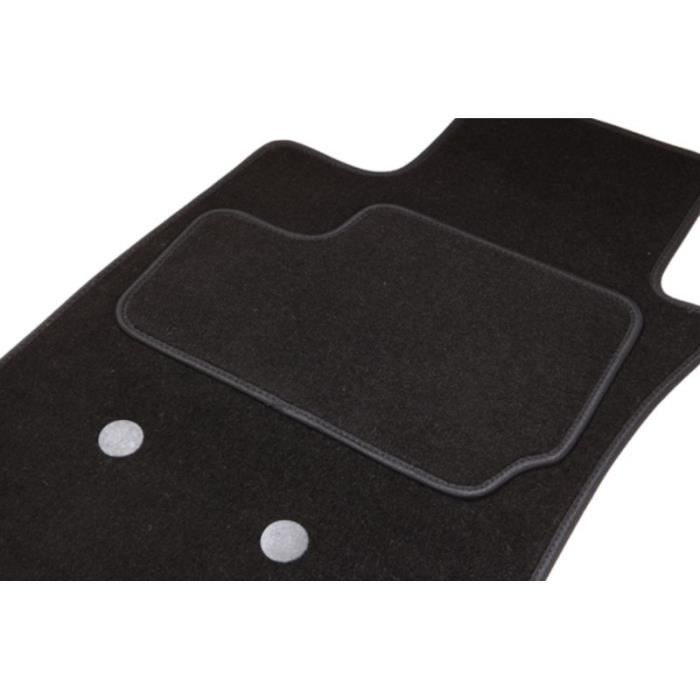 Tapis Ford TRANSIT Connect Utilitaire - 2 Avants (du 06.06 au ce jour) Tapis ETILE NOIR sur mesure. SKU:201118_1022 REF: