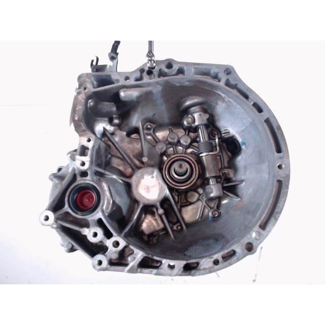 PIECES AUTO D'OCCASION - 303000H020 - BOITE DE VITESSE - BOITE A VITESSE MECANIQUE TOYOTA AYGO 1.4 HDi - B2-394283