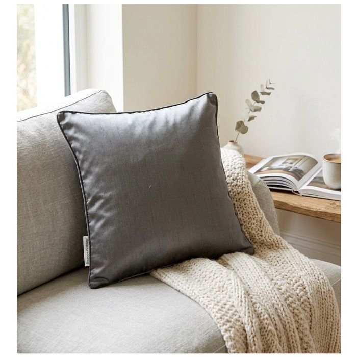 Housse de coussin - EDEN - Shantung Shana - 40x40 cm - Gris perle - 100% polyester Housse de coussin - EDEN - Shantung Shana - 40x40 cm - Gris perle - 100% polyester