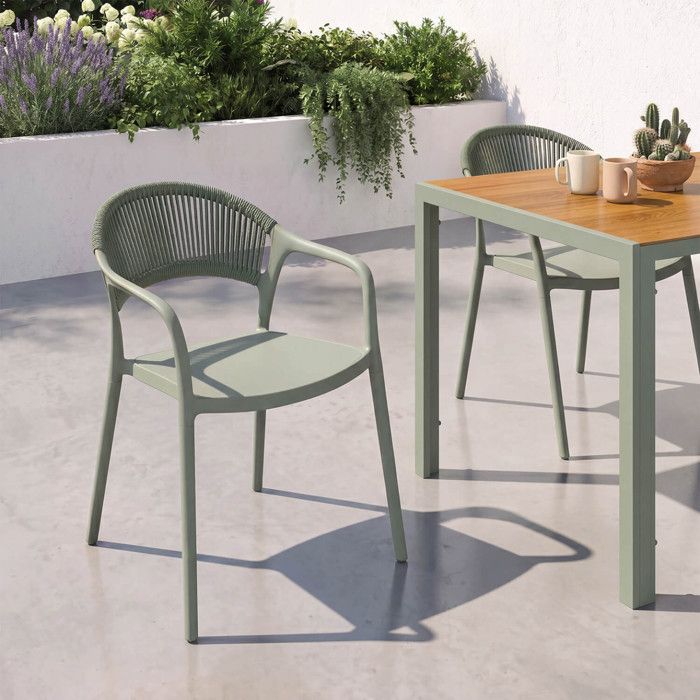 Lot de 4 chaises de jardin empilables ODELIA en polypropylène et cordage vert Lot de 4 chaises de jardin empilables ODELIA en polypropylène et cordage vert
