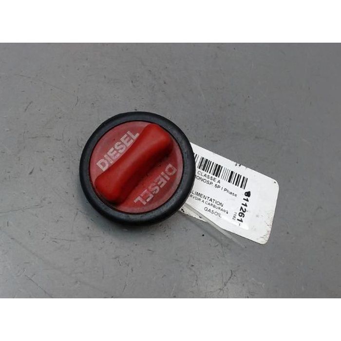 BOUCHON RESERVOIR A CARBURANT MERCEDES CLASSE A MONOSP. I Phase 2 (168) 2001-2004 / 220470060528 / D1-544214