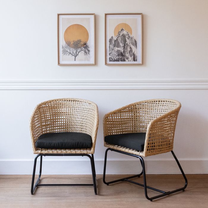 Lot de 2 fauteuils en rotin synthétique avec coussins RINA Lot de 2 fauteuils en rotin synthétique avec coussins RINA