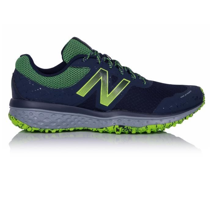 NEW BALANCE Mt620v2 Trail Running Shoes (2e) Large