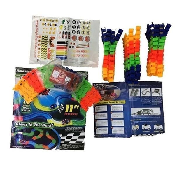 Magic Tracks Bend Flex et Glow Racetrack avec 11 Feet 165 Piece