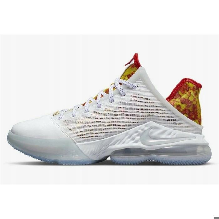 Baskets basses Nike LeBron 19 Low Multicolor