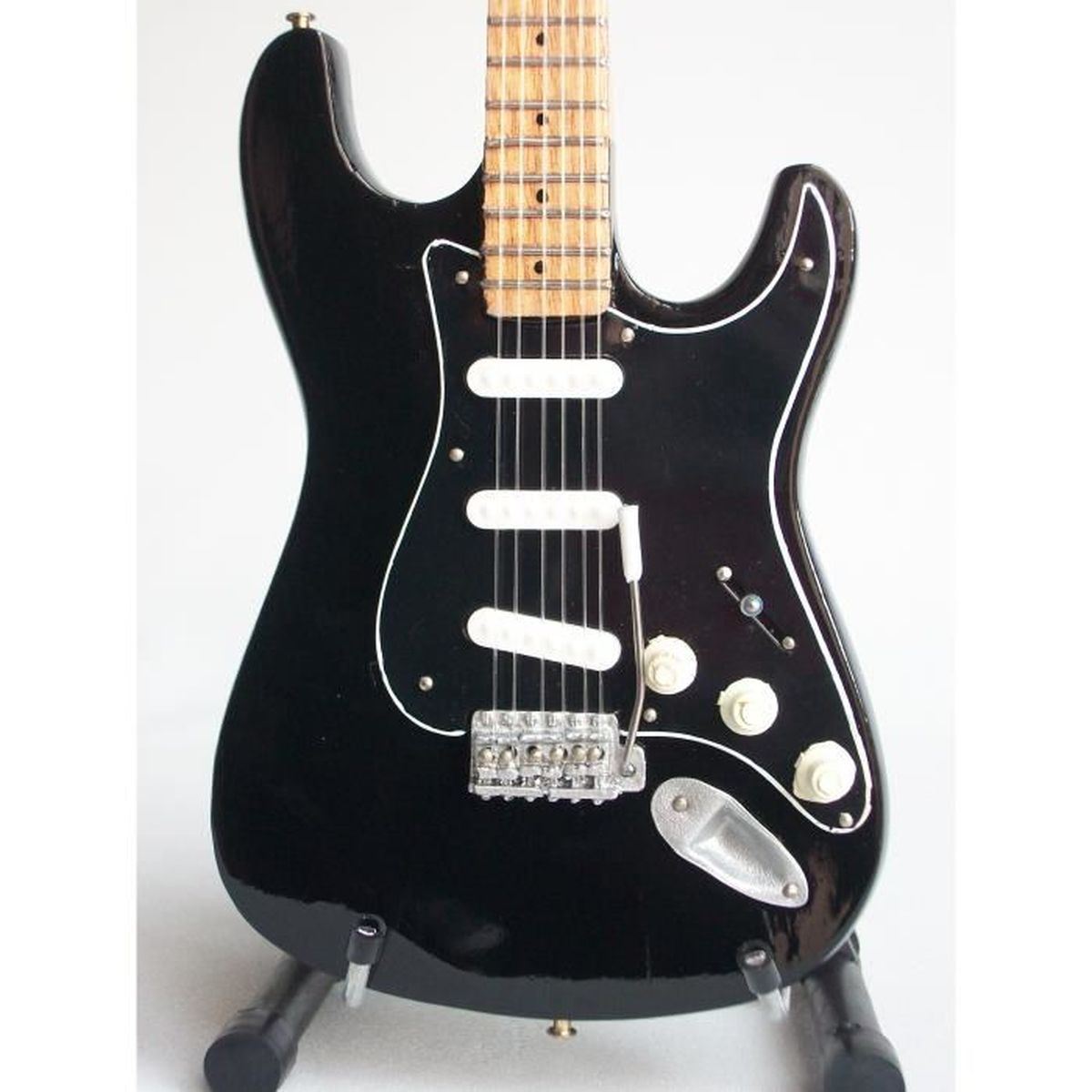 LIOOBO Kit daccessoires de Rechange pour Guitare Stratocaster Noir
