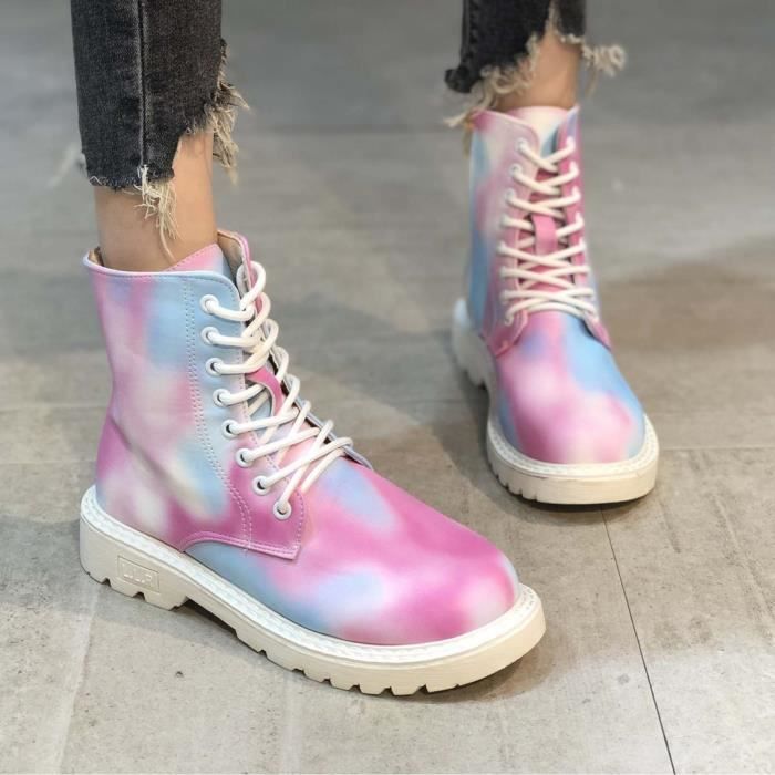 bottes hautes lacets