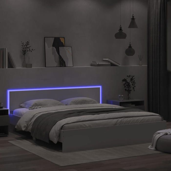 Structure de lit avec LED - UU - Blanc - 200x200 cm - Bois dingénierie - Lattes en contreplaqué - LED RVB