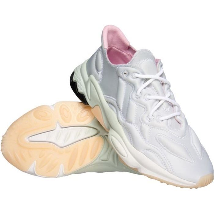 Chaussure sales ozweego tech