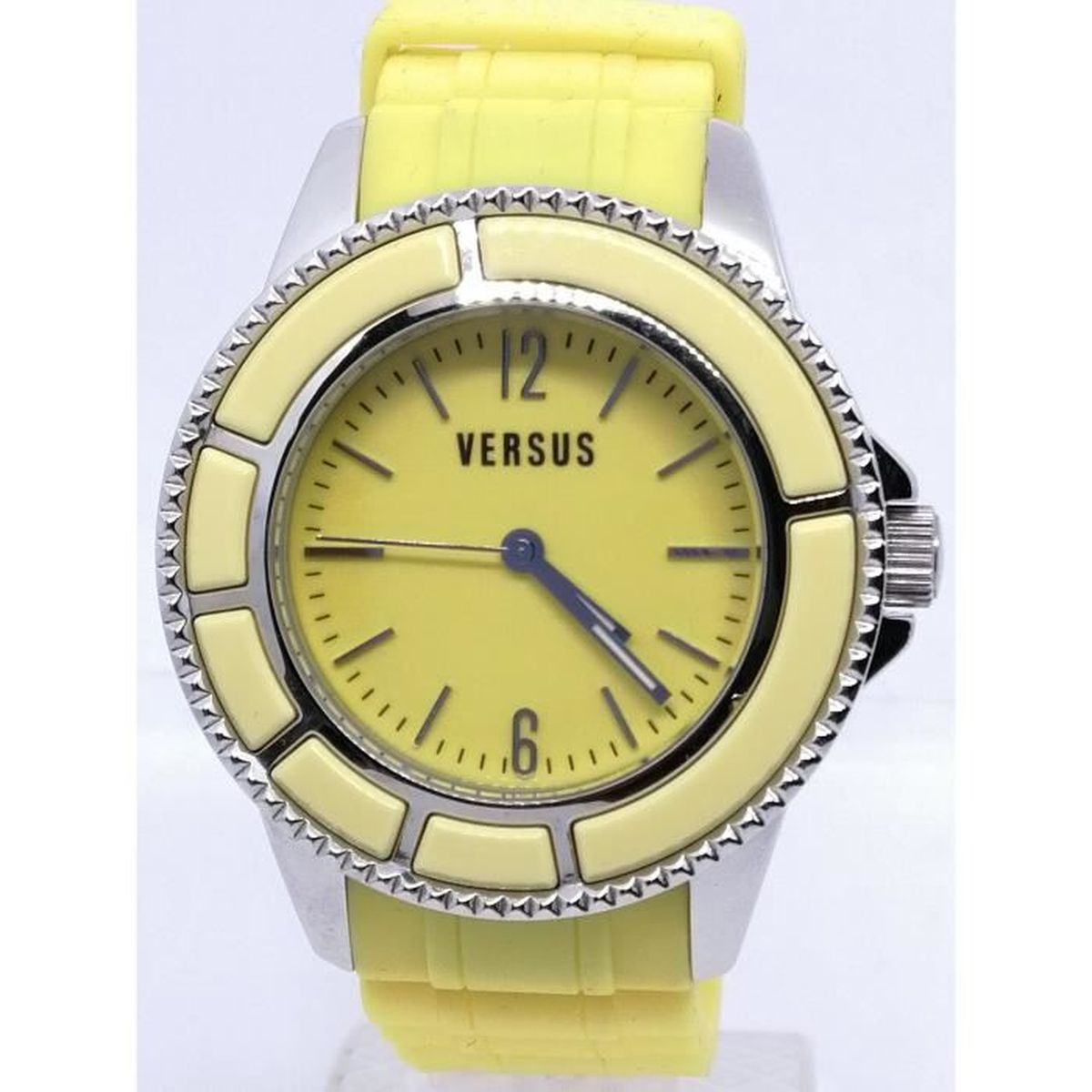 basket versus versace femme