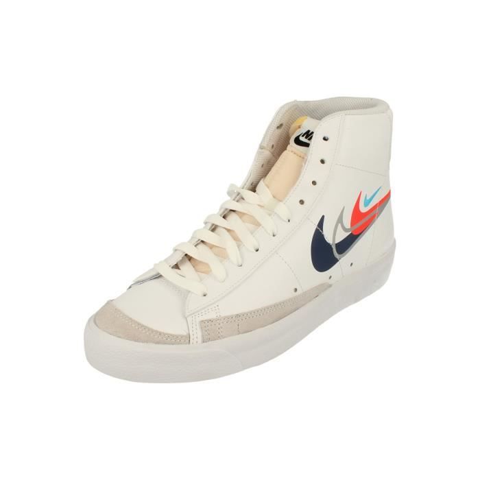 Nike Baskets - NIKE - Blazer Mid 77 Sd - Cuir - Blanc - Lacets