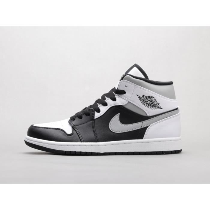 Jordan noir et blanche cheap
