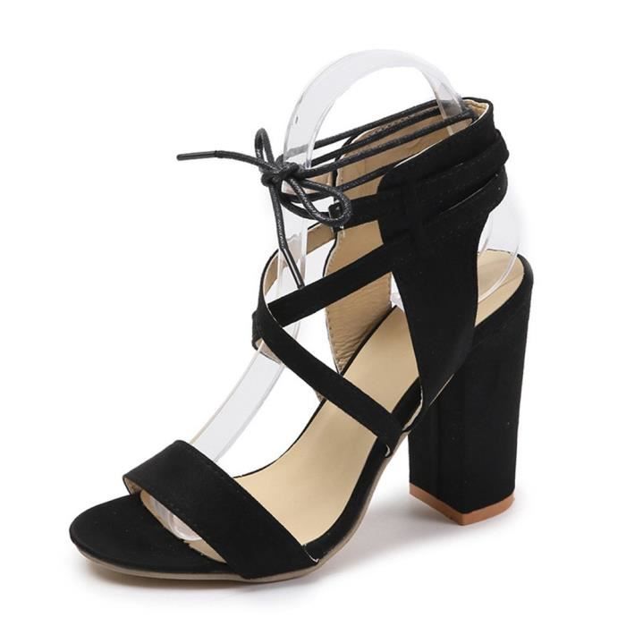 sandale attache cheville