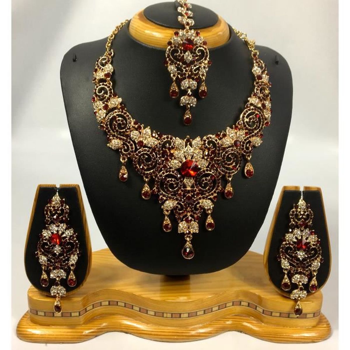 Parure De Bijoux Dorée - Collier Et Boucles D'oreilles Clip - Occasion