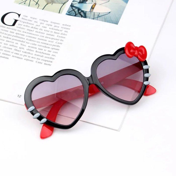 Lot de 4 lunettes de soleil pour le Nouvel An : lunettes de soleil en Lot de 4 lunettes de soleil pour le Nouvel An : lunettes de soleil en