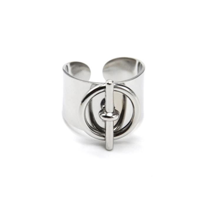 Bague cercle et barre 2025