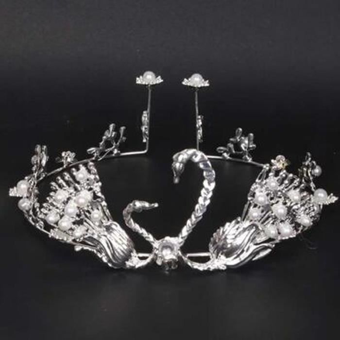 Decoration De Fete Couronne En Cristal Et Diamant Outils De Decoration De Gateau Bapteme De Mariage Type 15x7cm Silver Cdiscount Maison