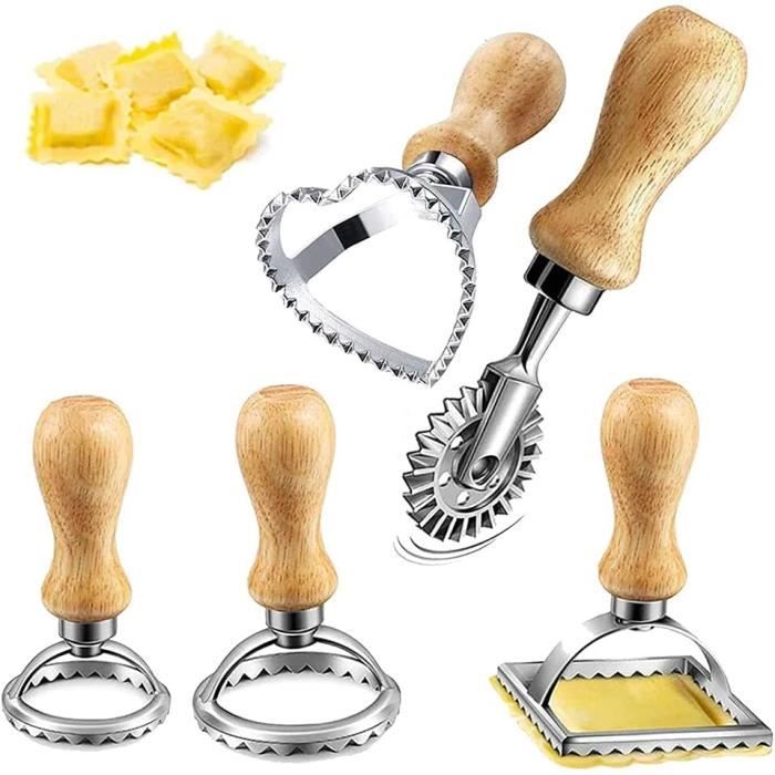 Coupe-raviolis, bois/laiton, rond avec bord dentele, 65 mm, 1 piece