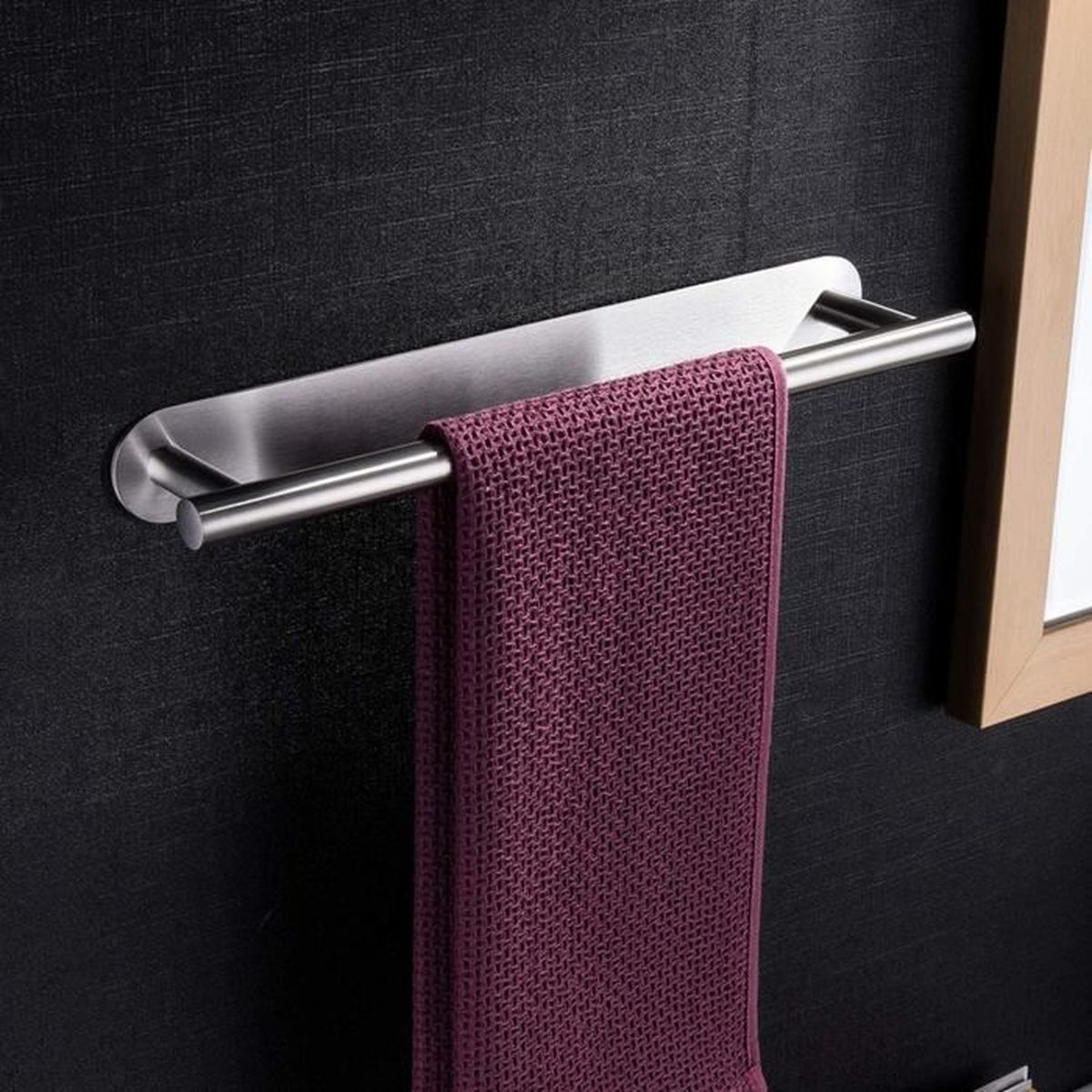 Porte-serviettes auto-adhésif pour porte-serviettes de salle de bains en acier