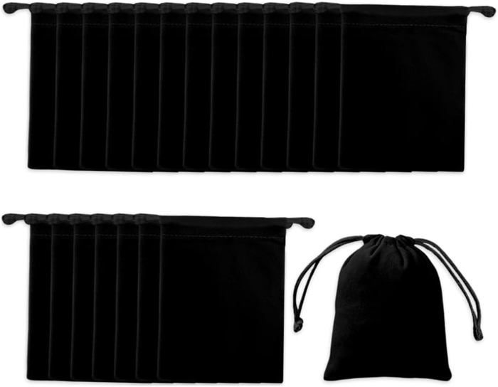 20 Pcs Petit Sac Cadeau Bijoux 7 x 9 cm,Pochette Bijoux Velour,Bourse Tissu Avec Cordon,Sachet Velours Noir,Sac D'Emballage Velours - Beaux-Arts et Loisirs créatifs 20 Pcs Petit Sac Cadeau Bijoux 7 x 9 cm,Pochette Bijoux Velour,Bourse Tissu Avec Cordon,Sachet Velours Noir,Sac D'Emballage Velours - Beaux-Arts et Loisirs créatifs