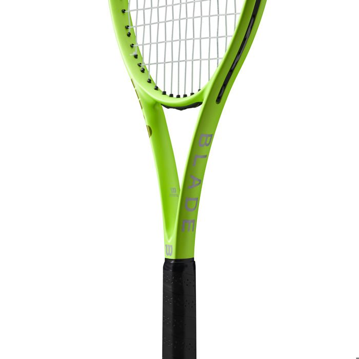 Surgrips Wilson Perforés – 3 Poignées De Raquette De Tennis, Blanc/rose/vert, Absorption Et Durabilité