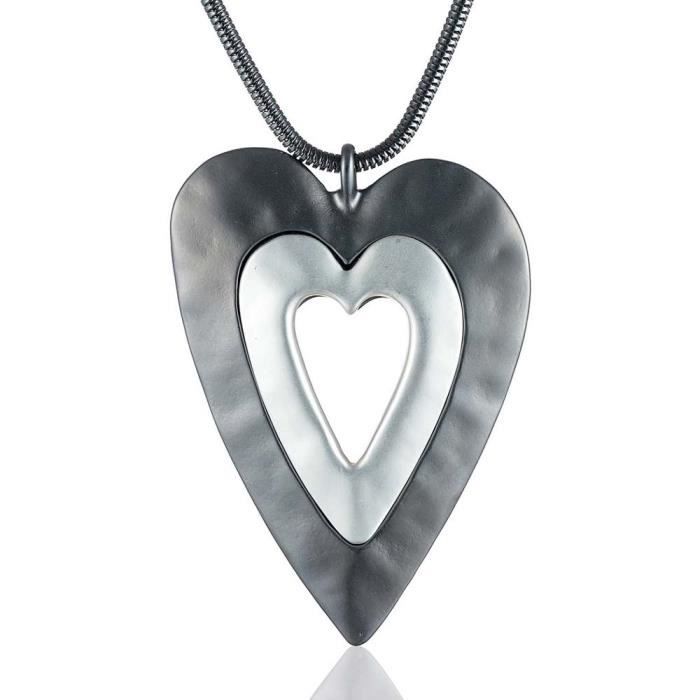 Collier en argent rhodié chaîne avec pendentif coeur évidé découpé Love en bas et orné d Collier en argent rhodié chaîne avec pendentif coeur évidé découpé Love en bas et orné d
