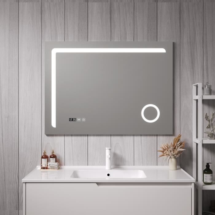 Miroir LED Chambave pour salle de bain 70 x 100 cm argent