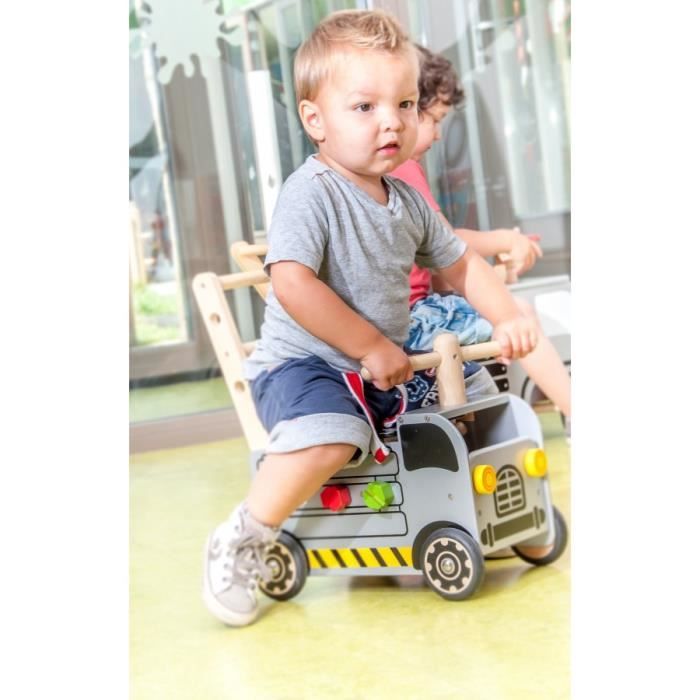 Pousseur porteur engin de chantier