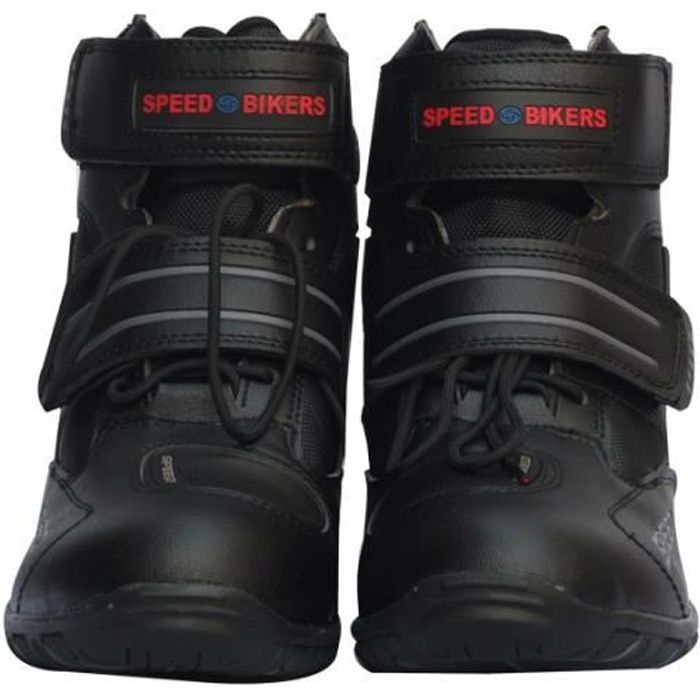 sur chaussure moto pluie