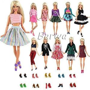 habits poupee barbie