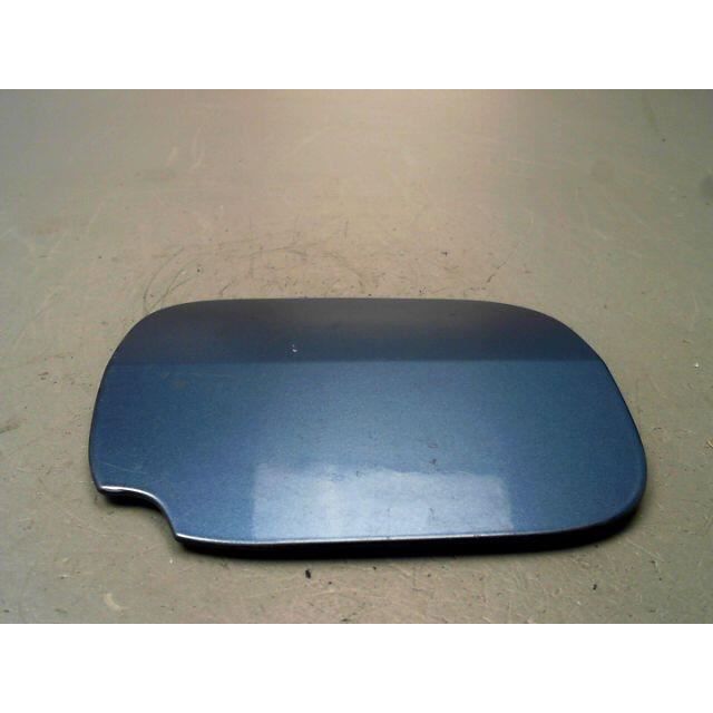 VOLET DE TRAPPE CARBURANT RENAULT CLIO III Phase 2 2009-... / 8200290088 / D1-491789