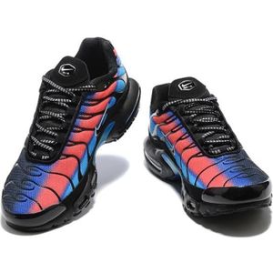 Tn noir shop et multicolore