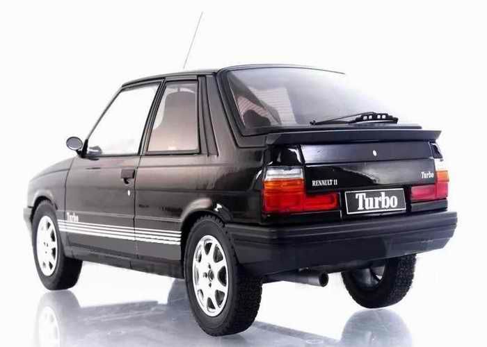 RENAULT 11 Turbo 5 Portes Noir de 1986 R11 Voiture de