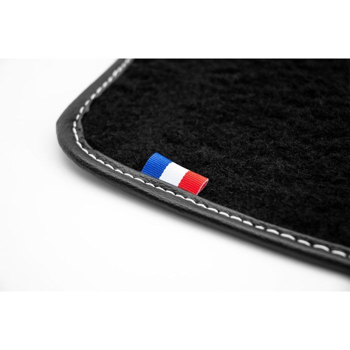 Tapis de sol sur mesure INCAR compatible avec Peugeot 2008 II (10/2019 -) - Auto Tapis de sol sur mesure INCAR compatible avec Peugeot 2008 II (10/2019 -) - Auto