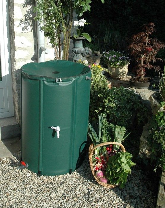 Récupérateur d'eau de pluie - AUTONOMIE ET BIEN-ETRE - 750 litres - Vert - Cuve aérienne - Résistant aux UV