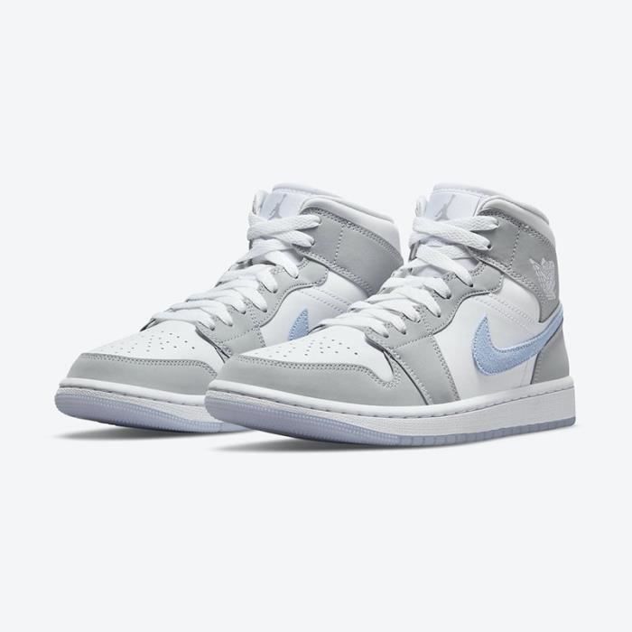 Basket Air Jordan 1 Mid Aluminium Wolf Grey (W)BQ6472-105 Pour ... Basket Air Jordan 1 Mid Aluminium Wolf Grey (W)BQ6472-105 Pour ...