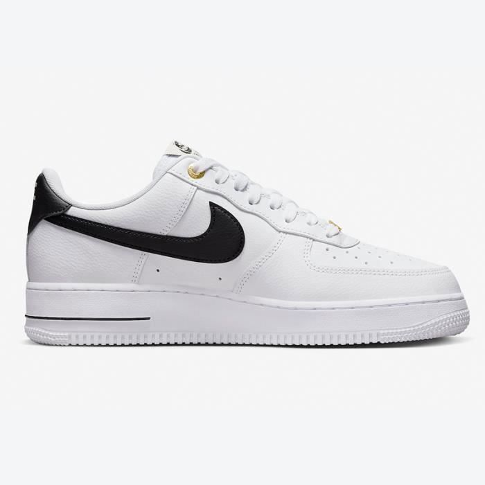 Nike Air Force 1 07 Homme et Femme Blanc Noir blanc noir. Couleurs