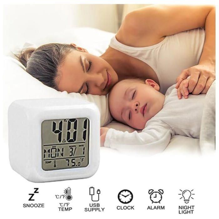 Réveil Enfant Football 7VSTOHS - Digital Avec Veilleuse, Snooze, 6 Sonneries - Garçons Et Filles Reveil Jour Nuit Enfant