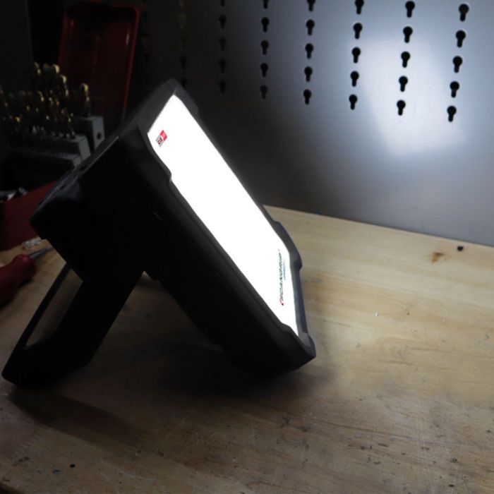 Projecteur LED 18V M18 AL-0 (sans batterie ni chargeur) en boite carton