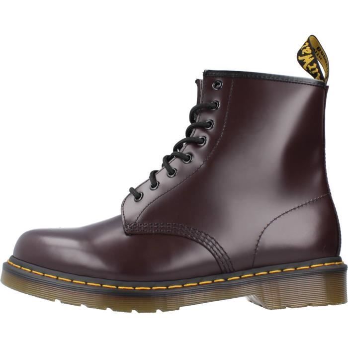 Martens 40 2025