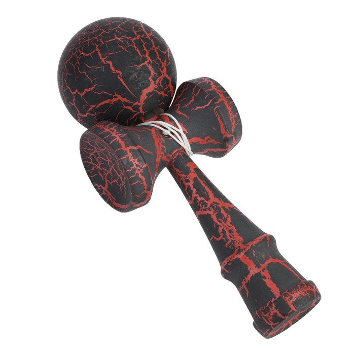Le Kendama Original. Un Ancien, Traditionnel, Jouet Japonais En Bois Pour Les Enfants A Trois Tasses Et Un Pic Qui S Adapte Dans Le Trou Dans La Bille Image363997279