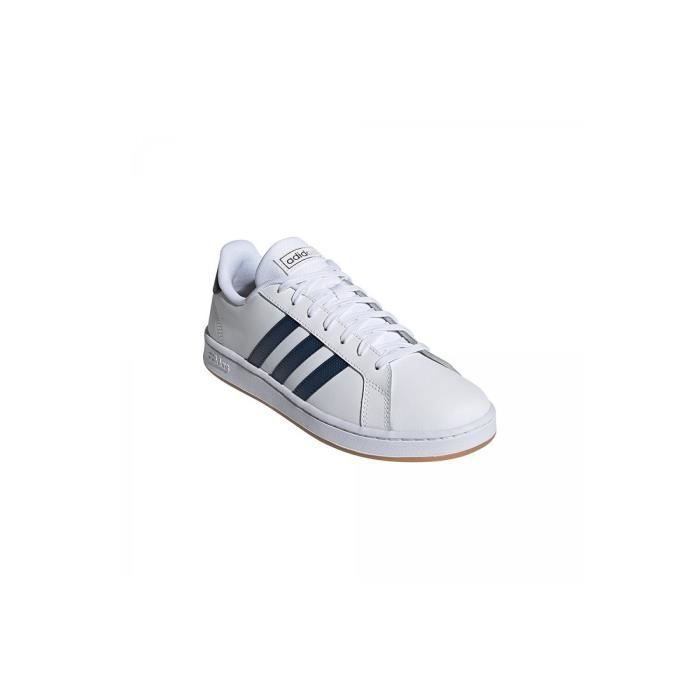Baskets blanches en cuir Adidas pour homme mod le iconique