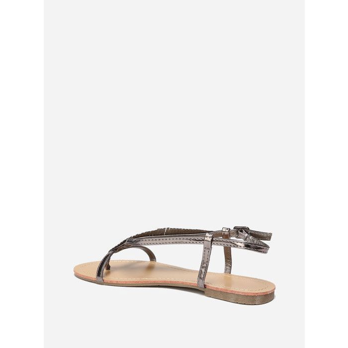 Nu pieds femme gris metallise a feuille en strass LA MODEUSE modele a talon carre simili cuir verni