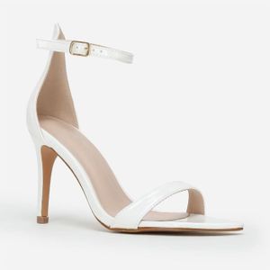 Sandale a talon sale blanche