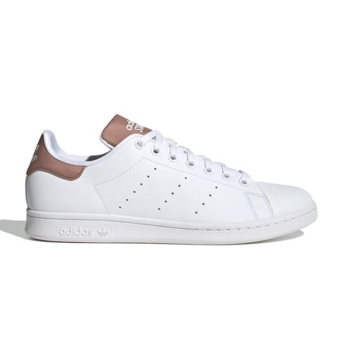 Adidas originals hotsell baskets stan smith