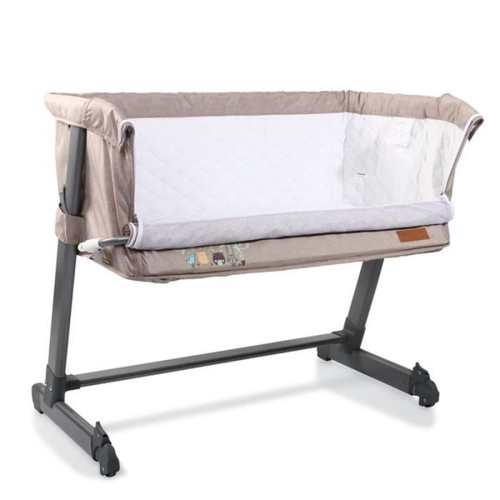 Lit bebe ouvert sur le cote