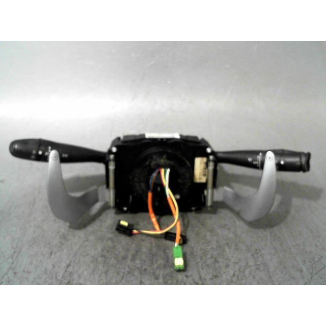 Commutateur Phares/clignotants - Compatible Citroën C2/C3/C4/C5/C8, Peugeot 206/307/407 Et Berlingo