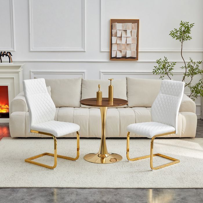 Ensemble table et chaises - Table ronde 60 cm - Aspect bois de noyer - Pied doré - 2 chaises blanches - Motif losange